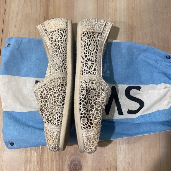 TOMs slip on shoe - Picture 2 of 13